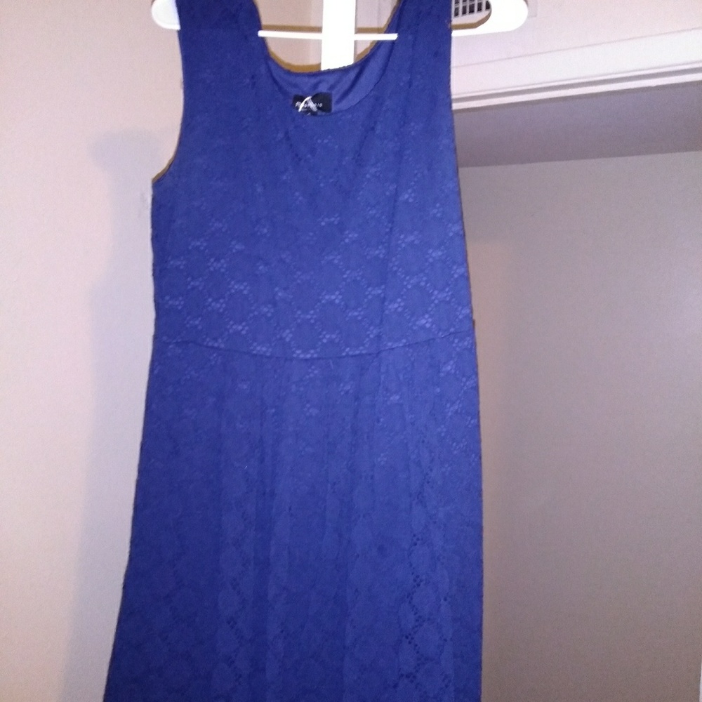 2 dresses navy blue and Coral